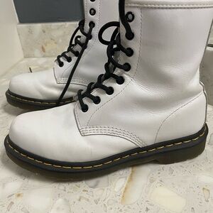 Dr Martens women’s white leather platform, non slip soles, durable exterior